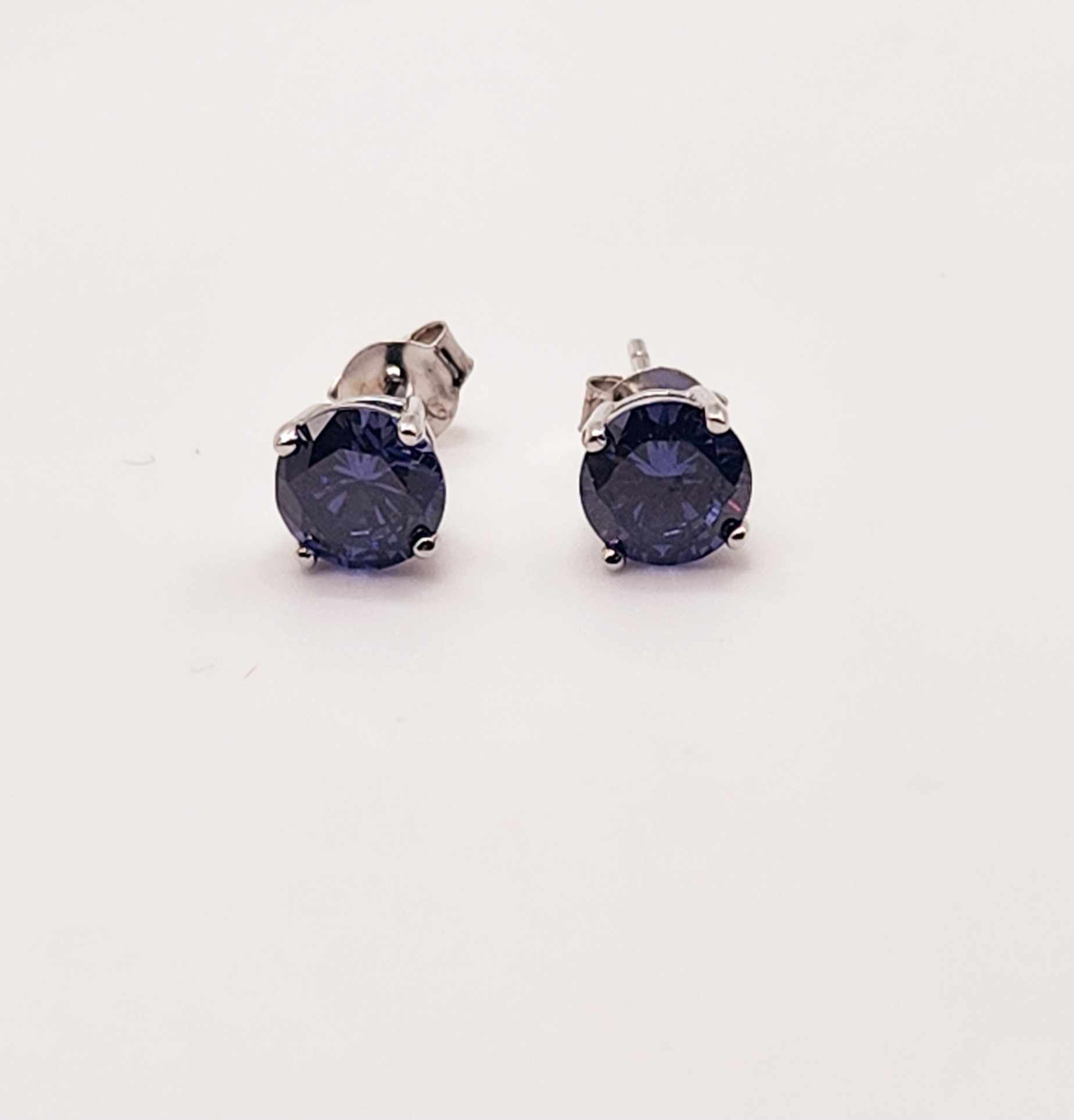 Amethyst Solitaire Stud Earrings in 925 Sterling Silver with Round Cut Stone