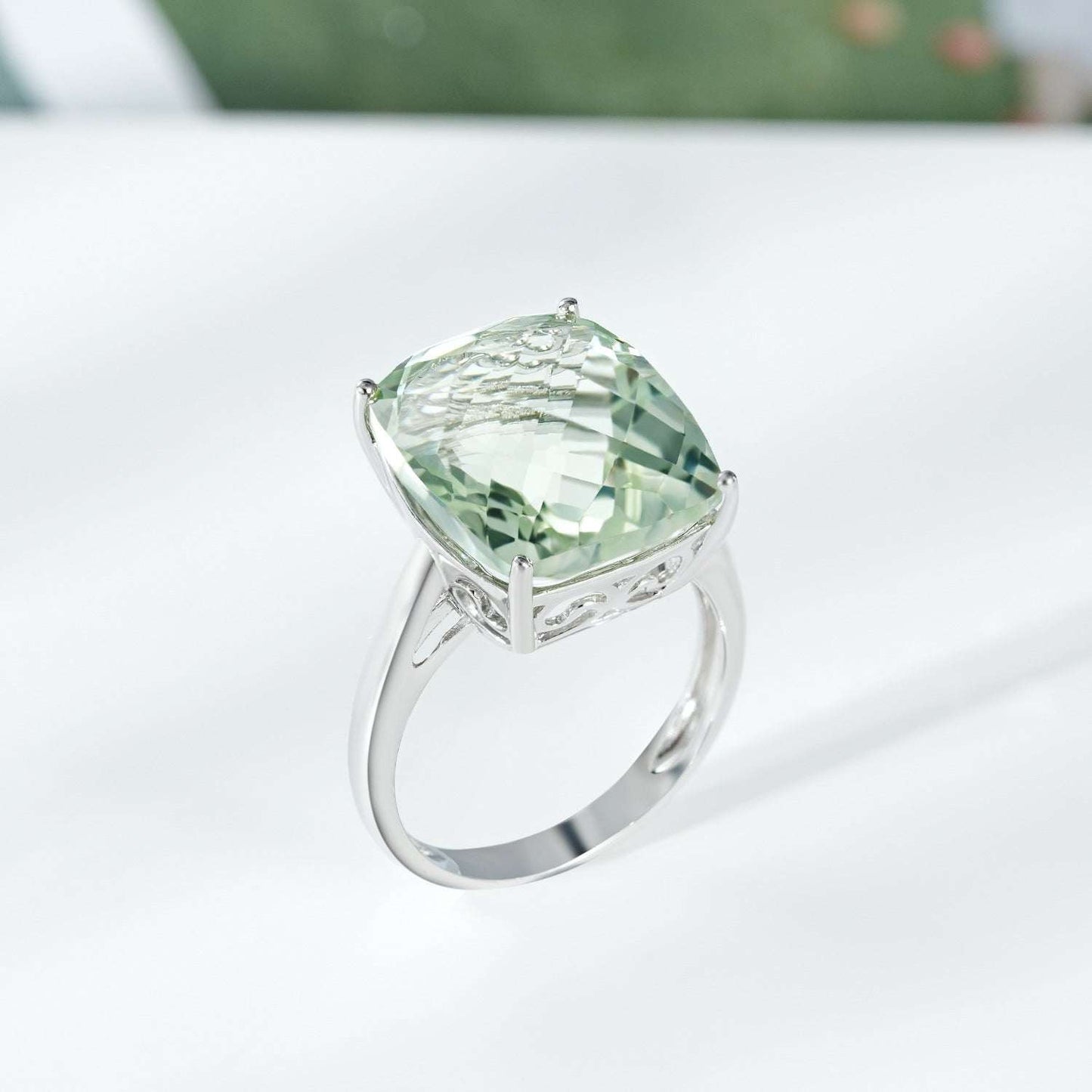 The Mint - an elegant light green beauty - Moi - Glam Boutique